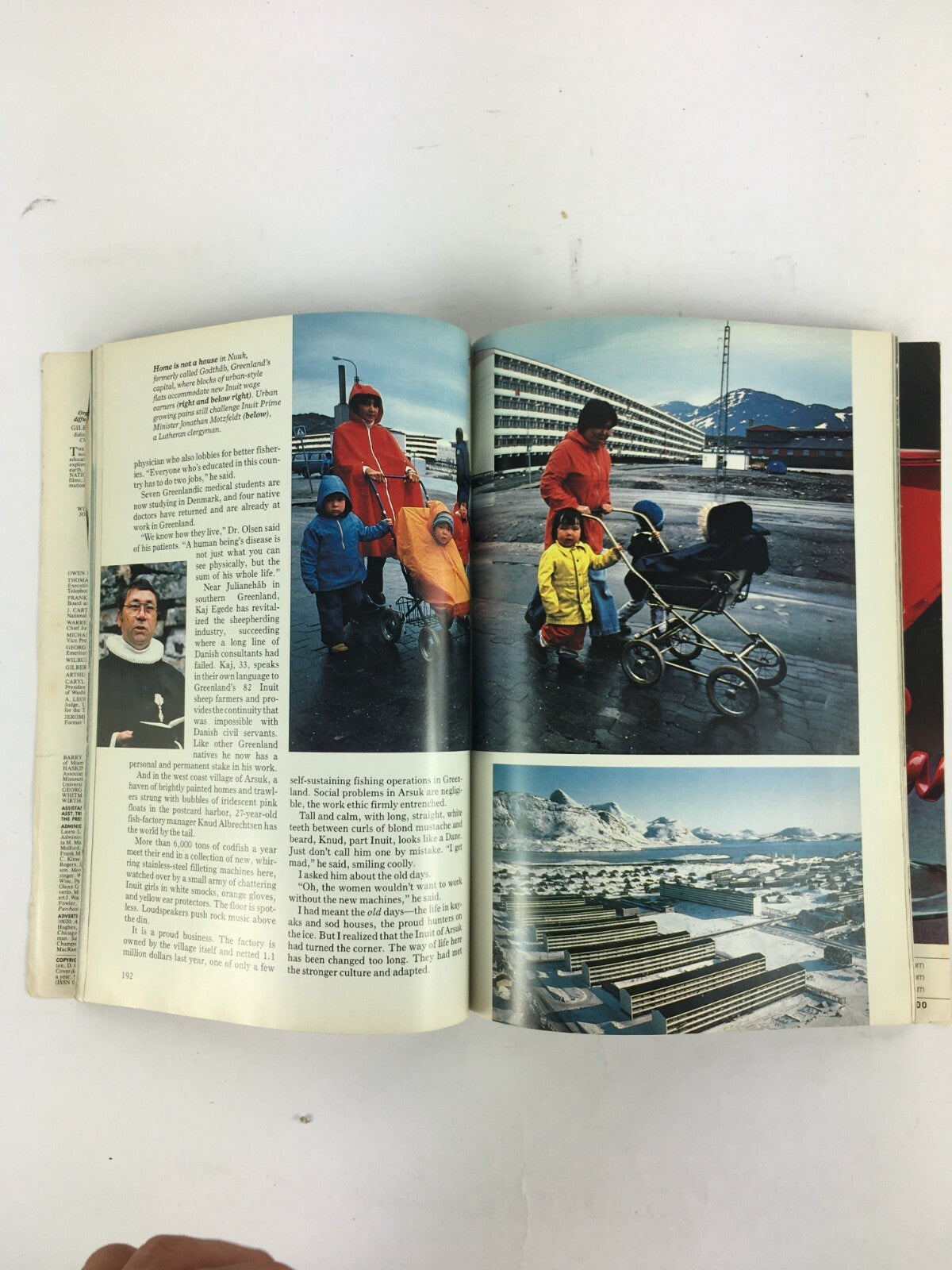 February 1983 National Geographic Magazine People of Artic Hungarys New Way