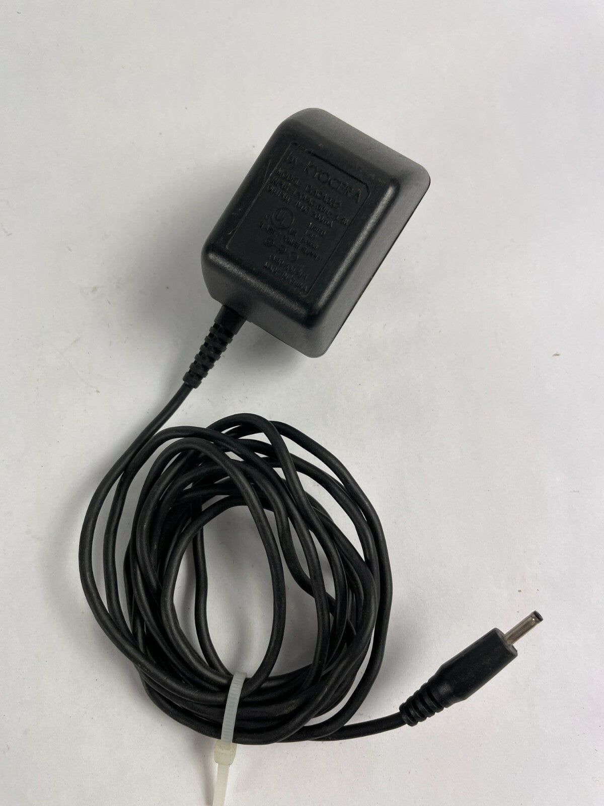 Genuine Kyocera TXACA082 AC Adapter Output 4 V 200mA Power Supply Adapter A62