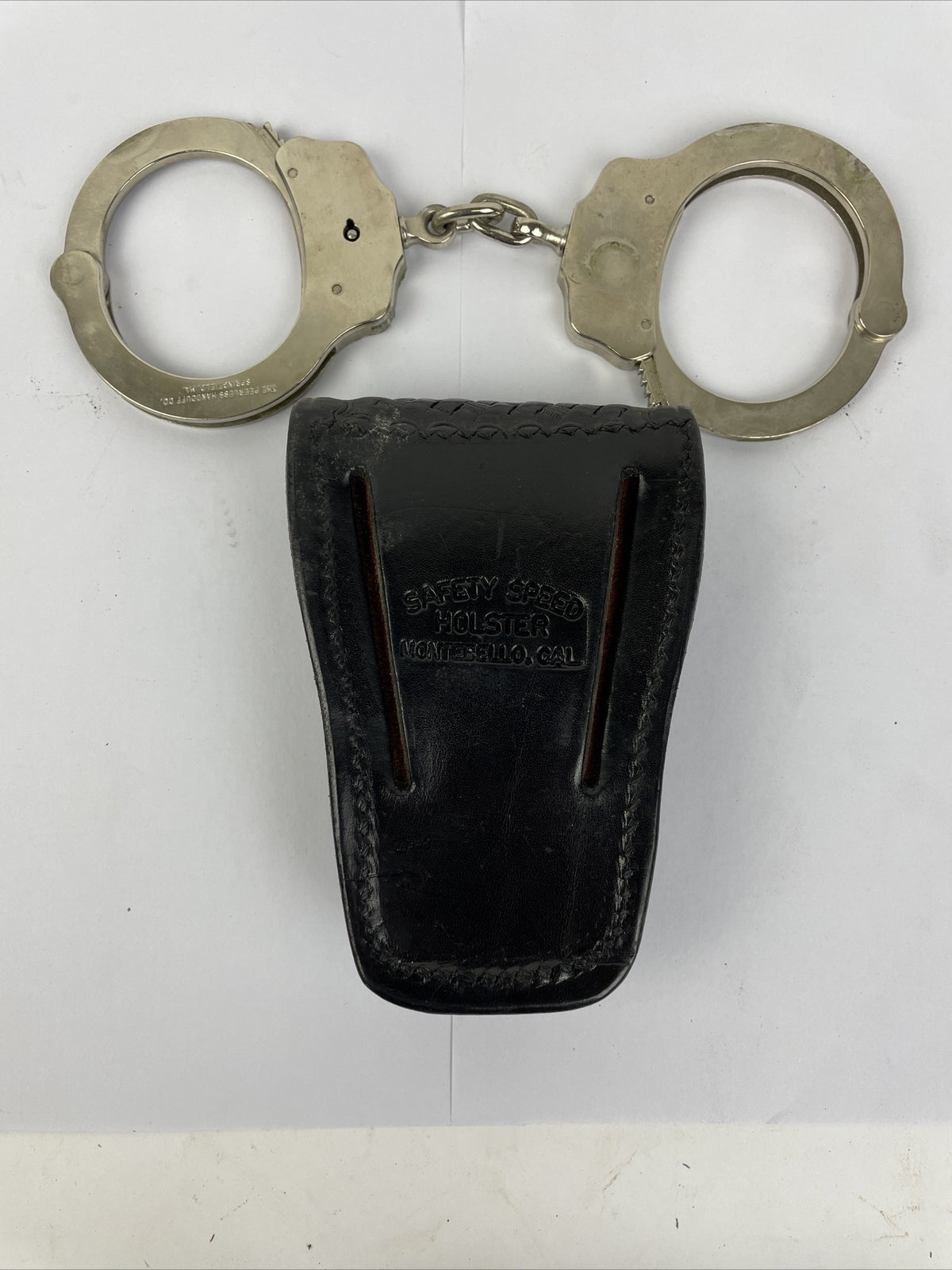 PEERLESS Handcuffs w/ Leather Safety Speed Holster Montebello CA U.S.A.  NO KEY