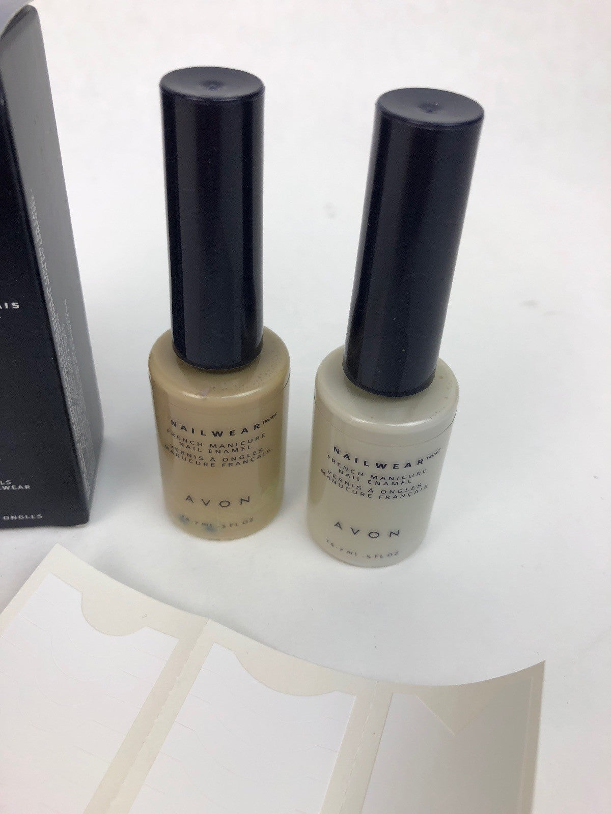 Avon NAILWEAR French Minicure Kit - French Tip White “ What Tip Are You” FSTSHP