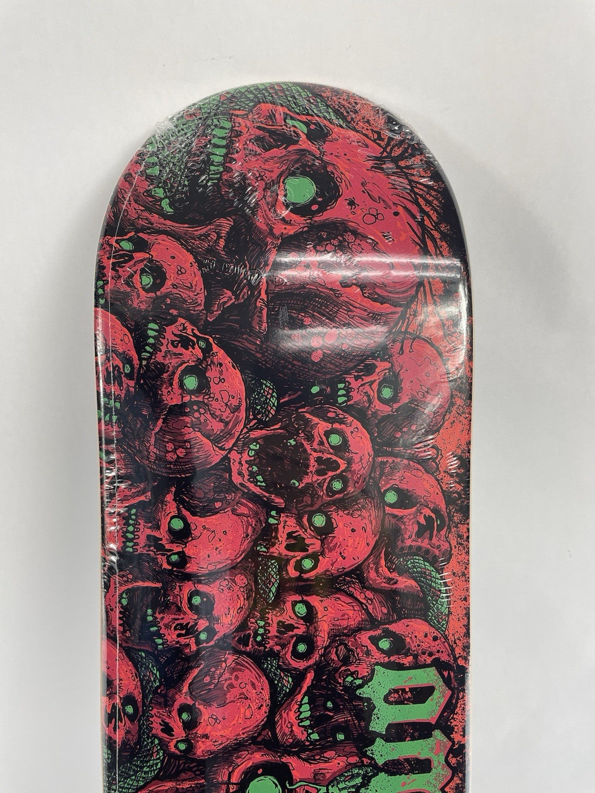 Amais skateboards deck 8” RARE quality Skeleton Skulls 6 Six feet under
