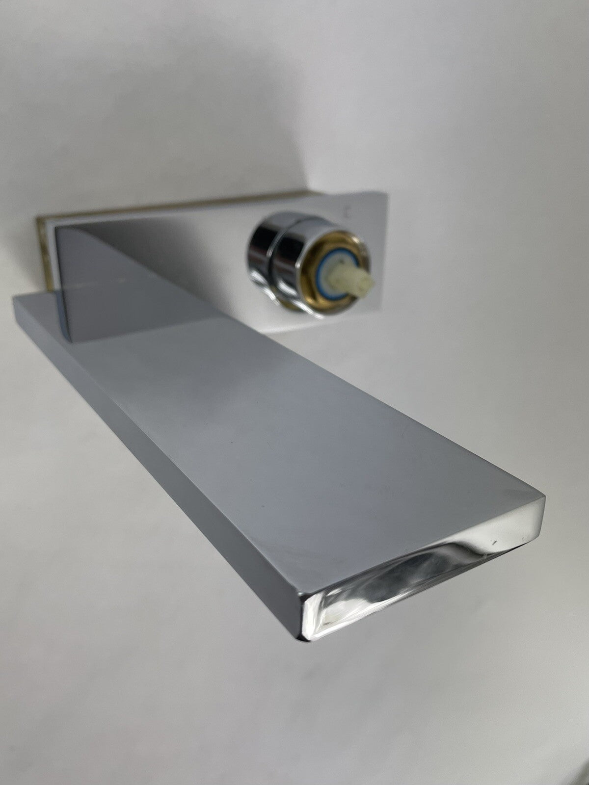Fantini Rubinetti Milano polished chrome wall-mounted washbasin mixer faucet