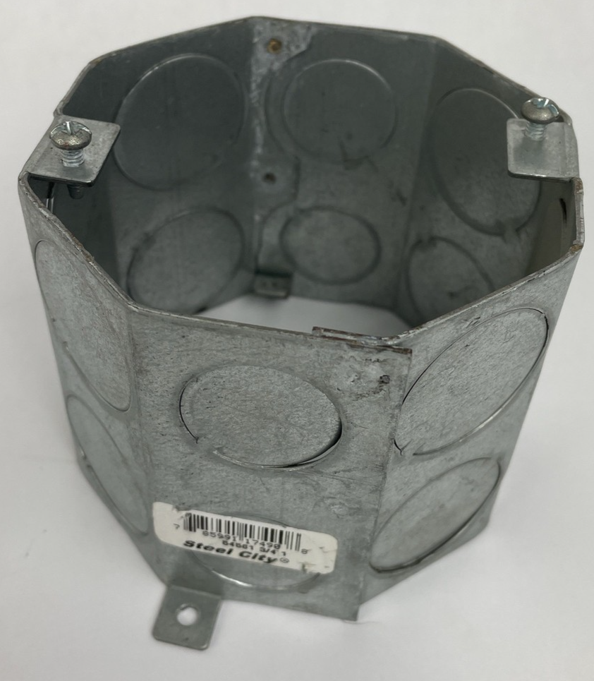 1 x Steel City 545611 3/4 1 - 4" x 3-1/2" Octagon, Drawn, Conduit Concrete Box