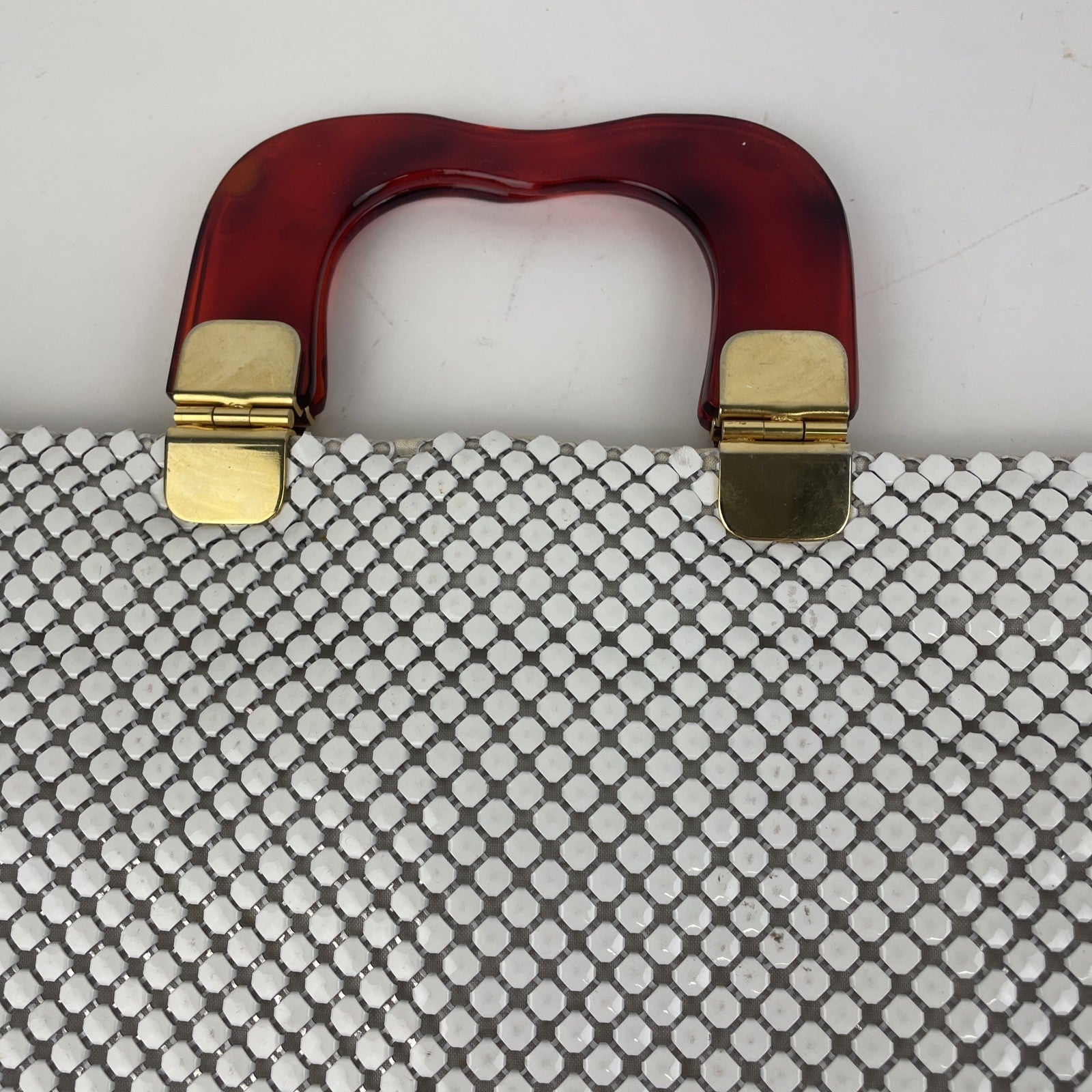 Vintage White Aluminum Metal Mesh Purse W/ Lucite Amber Handles Magnetic Closure