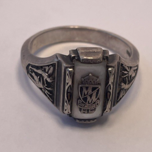 Mount MT. Miguel High School Sterling Silver w Mother of Pearl Class Ring Sz. 15
