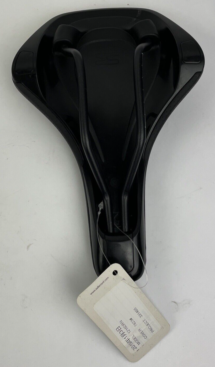NWT Selle Royal VIVO  Bicycle Saddle Black with Yellow Accents Model 1216DRN