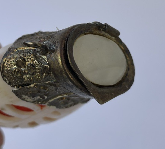 Vintage Mother of Pearl Shell Hinged Scent Bottle, Snuff Box Carved Front w Red