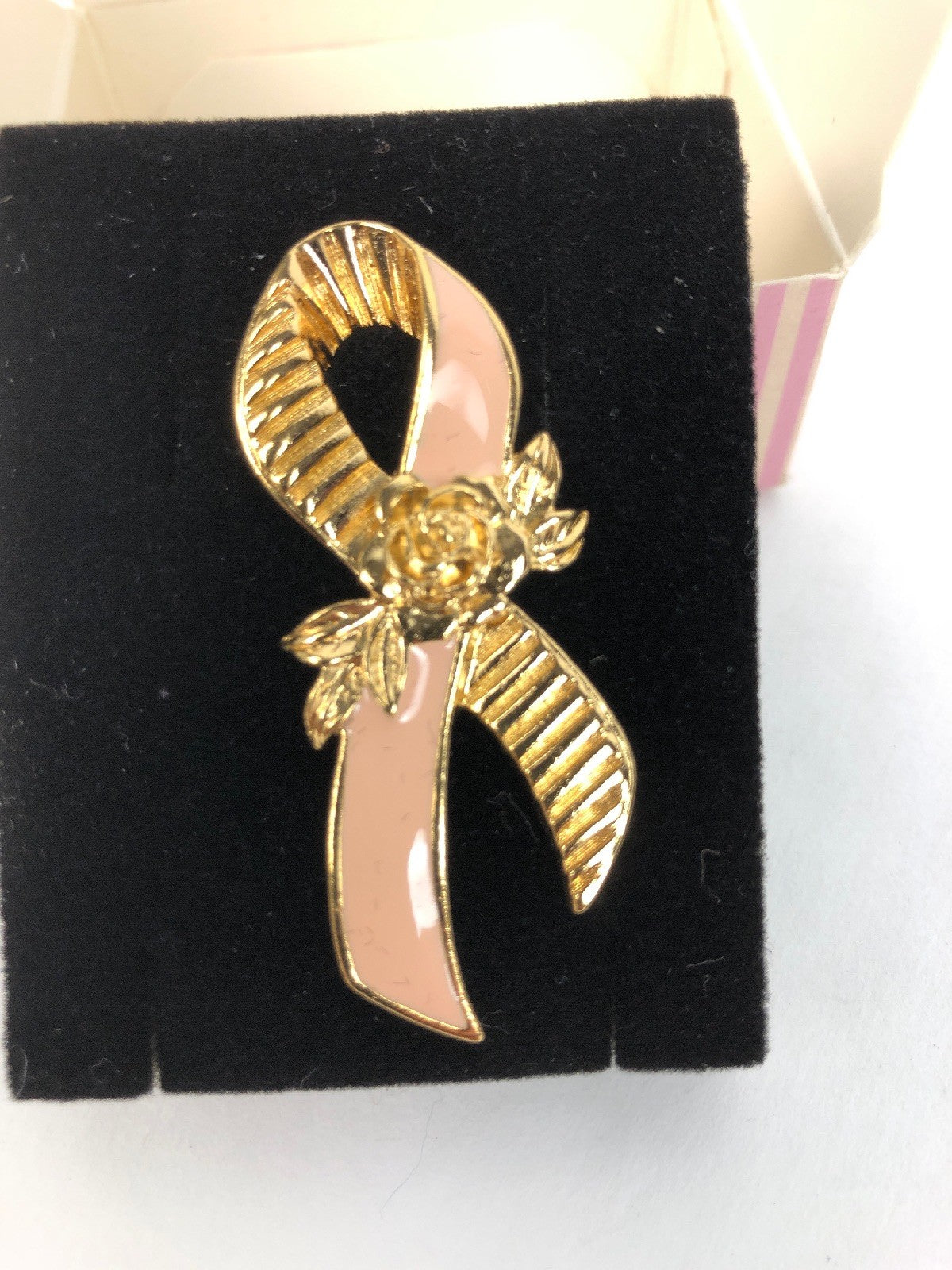 Vintage Avon 1993 Better Breast Care Ribbon Pin Large NOS NIB - FSTSHP