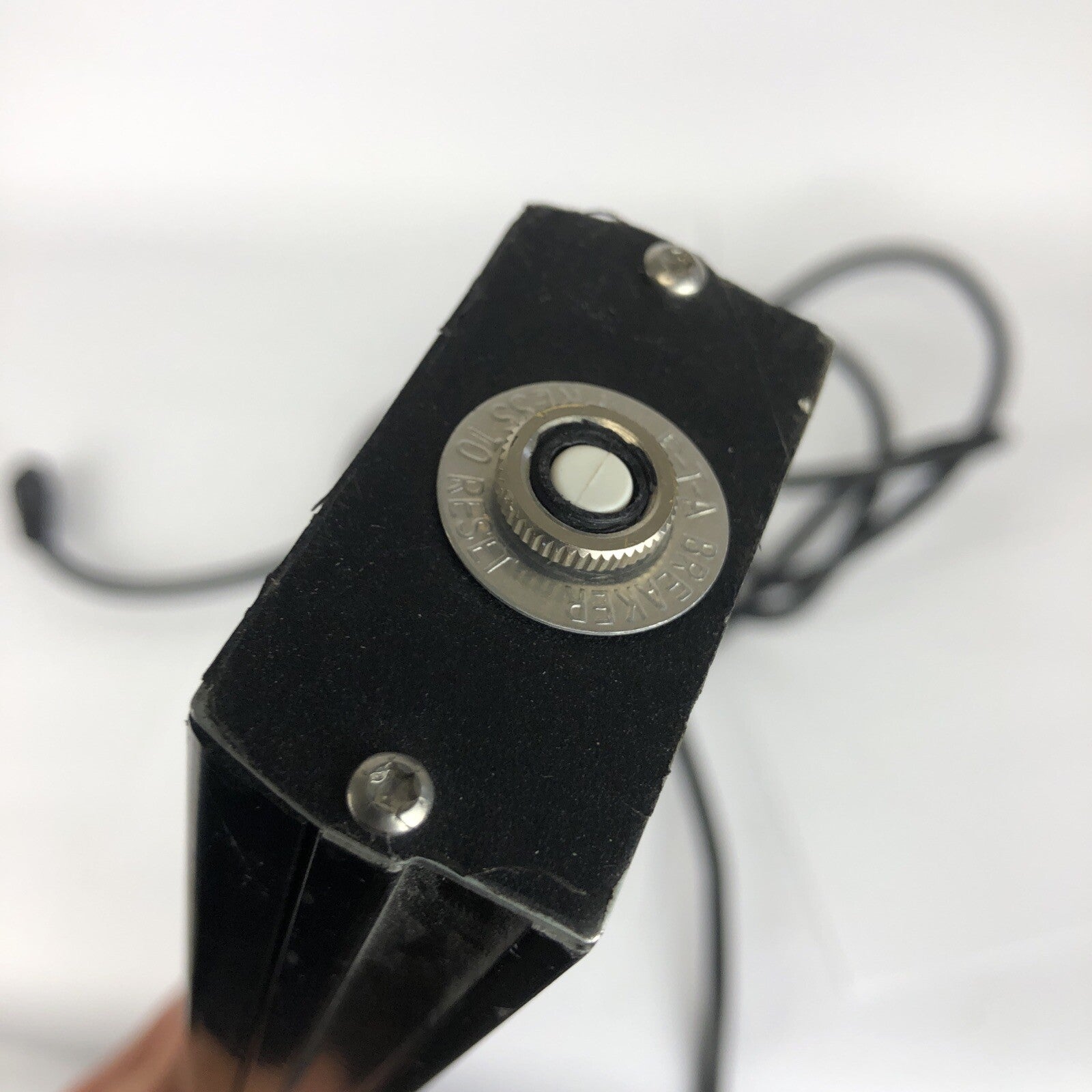APW Power Distribution Unit 12 Grounded Outlets GSPS006 Power Bar Free Shipping