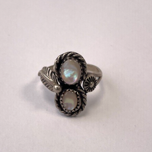 Navajo Native American Mother of Pearl 925 Sterling Silver Ring Size 6.5 Vintage