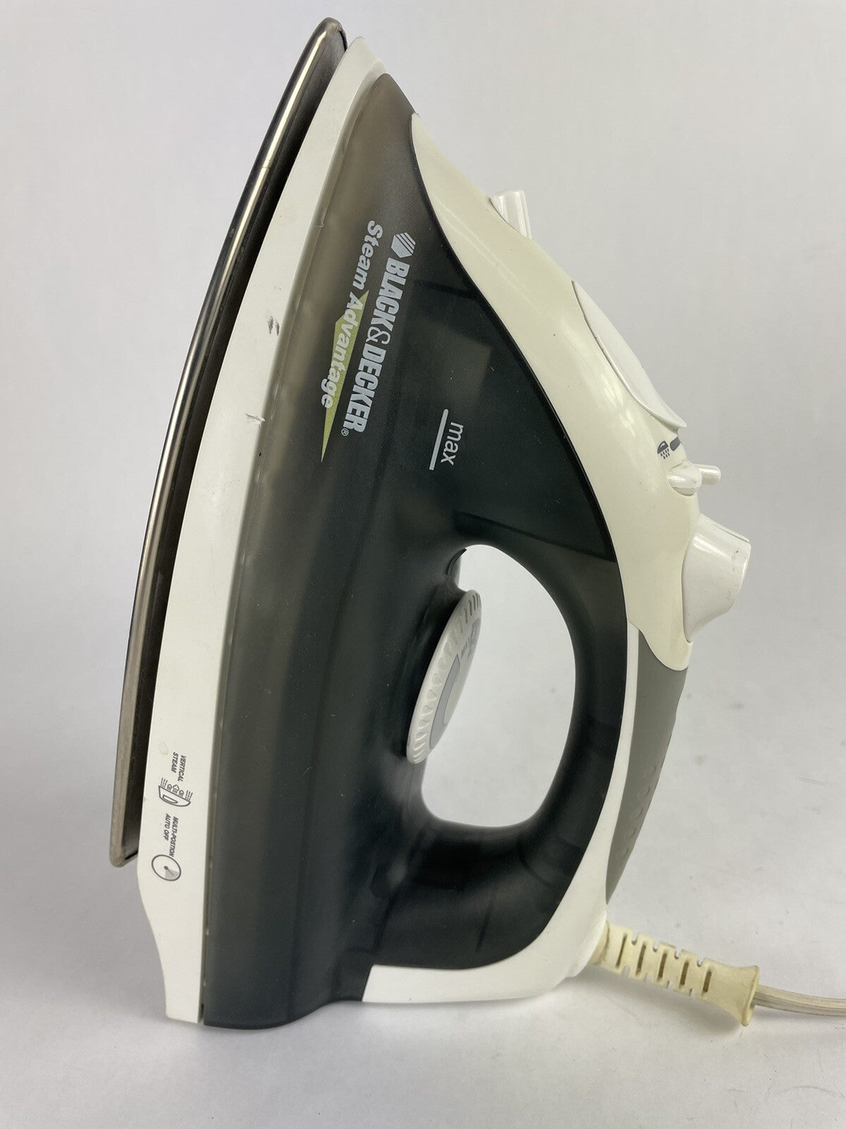 Black & Decker Steam Advantage Iron Vintage AS185 Series Handheld 