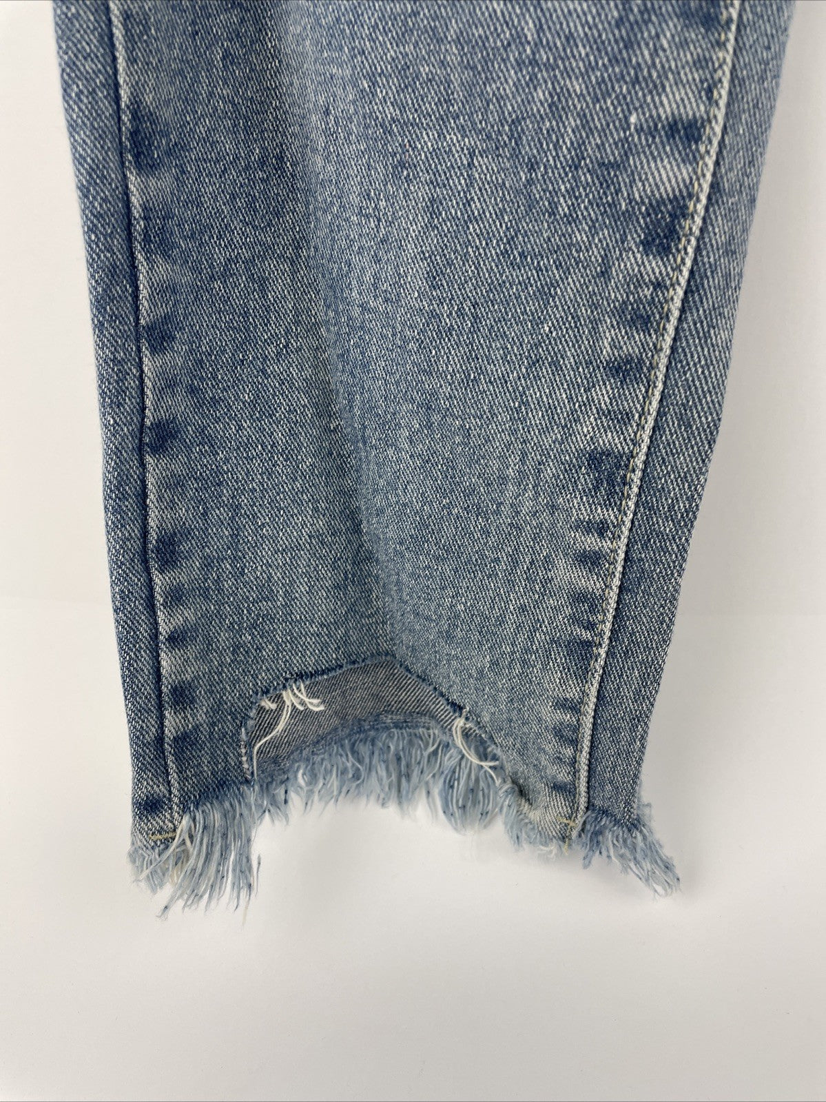 Yarner USA Distressed Torn Jeans Women's Size 11 High Rise Waist Light Blue Wash