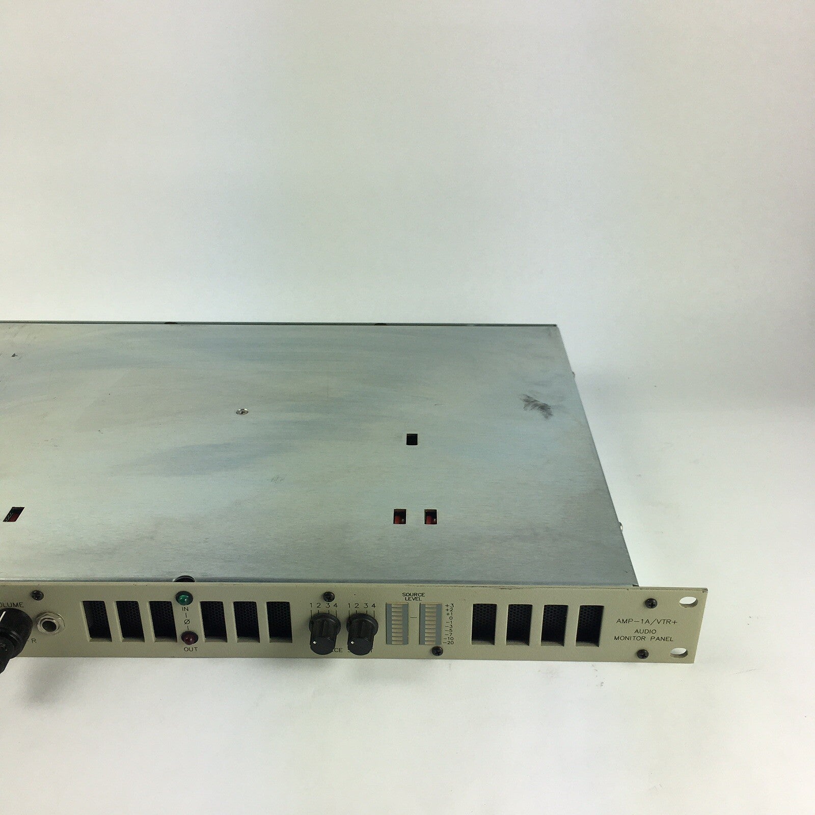 Wohler AMP-1A Stereo Analog Audio Confidence Monitor Amplifier Speaker Panel 1U