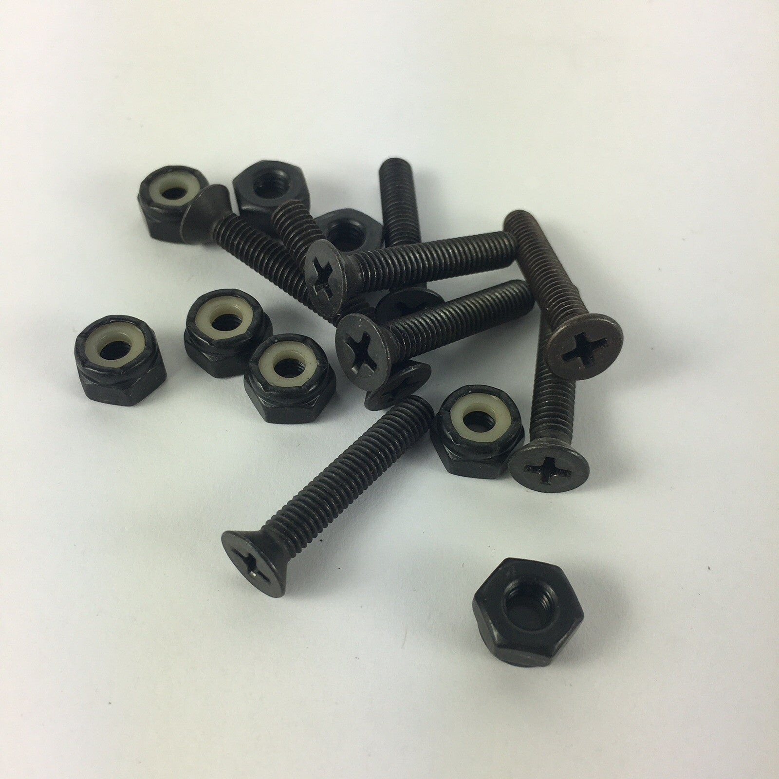 Grind King SKATEBOARDS 1” Phillips Skateboard Hardware nuts bolts BLACK