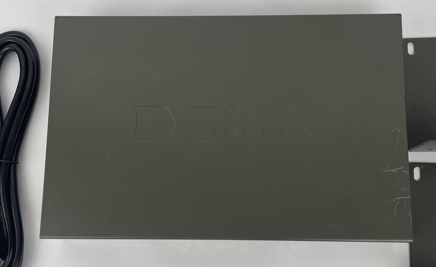 D-Link DES-1024D 24-port Fast Ethernet rack mount network switch