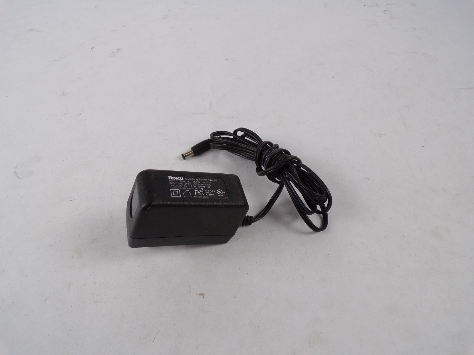 Genuine Roku DSA-15P-05US Output 5 V 2.5 A Power Supply Adapter A85