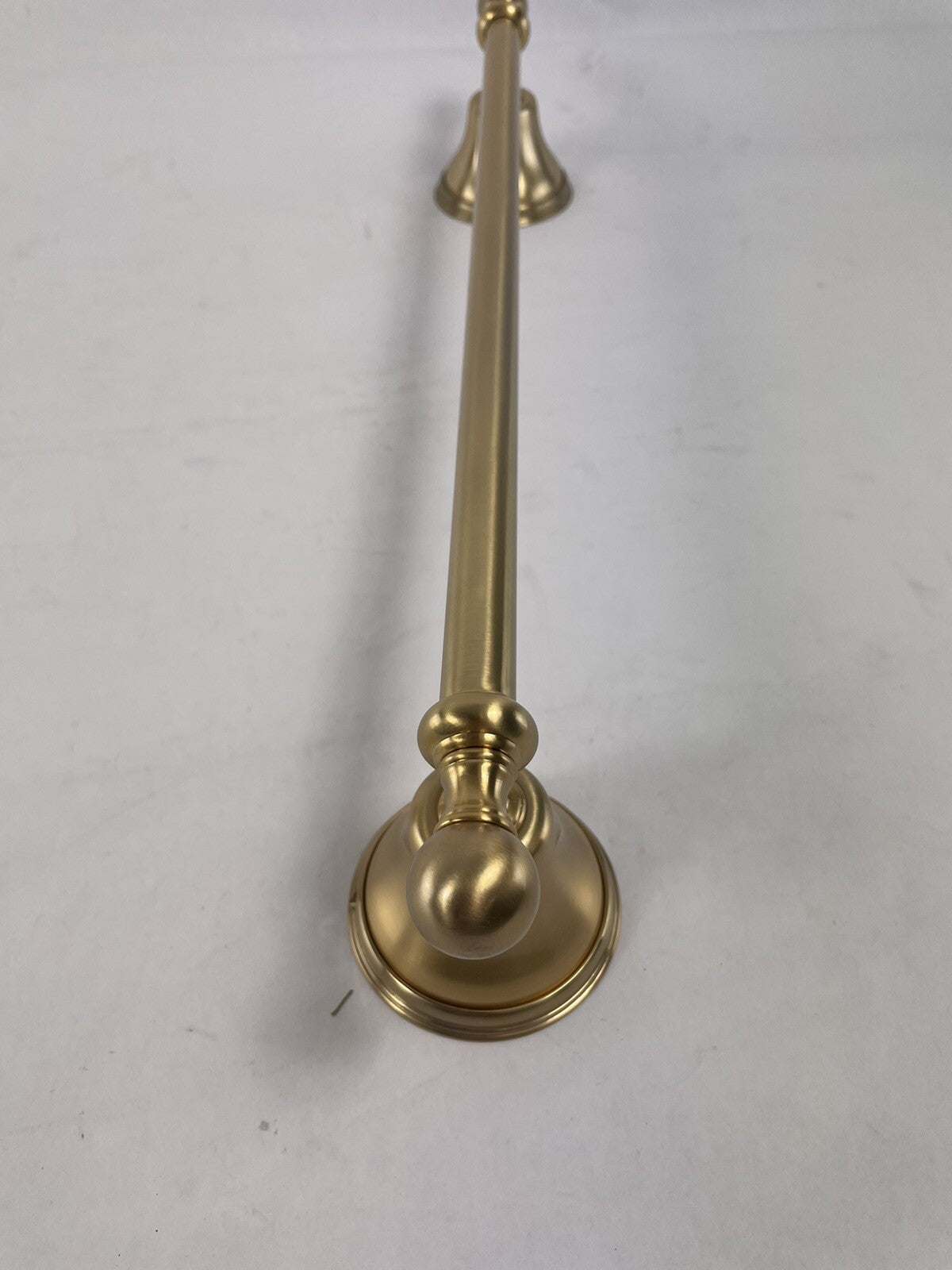 Jado Towel Bar 18” new classic  Bathroom Towel Holder  Wall Mounted Bronze