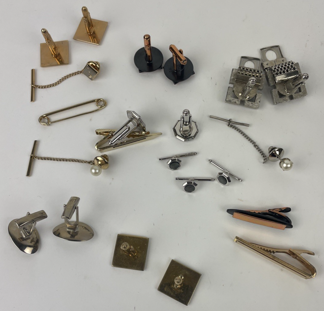 Vintage Gentlemen’s Cufflinks Tie Clips & Accessories Job Lot In Links & Clips