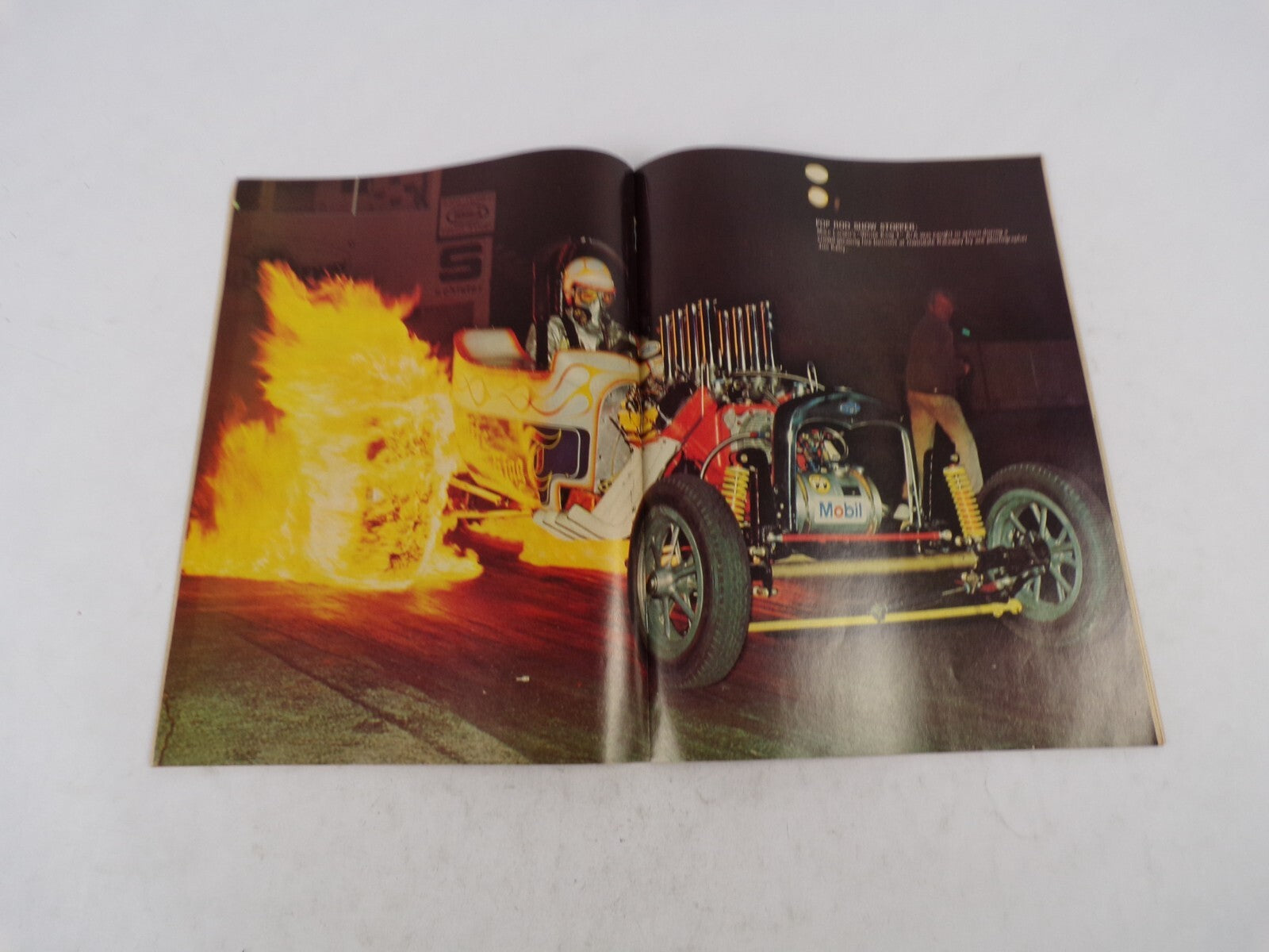 December 1973 Hot Rod  Magazine When The Chips Are Down Iskenderian Hangs In The