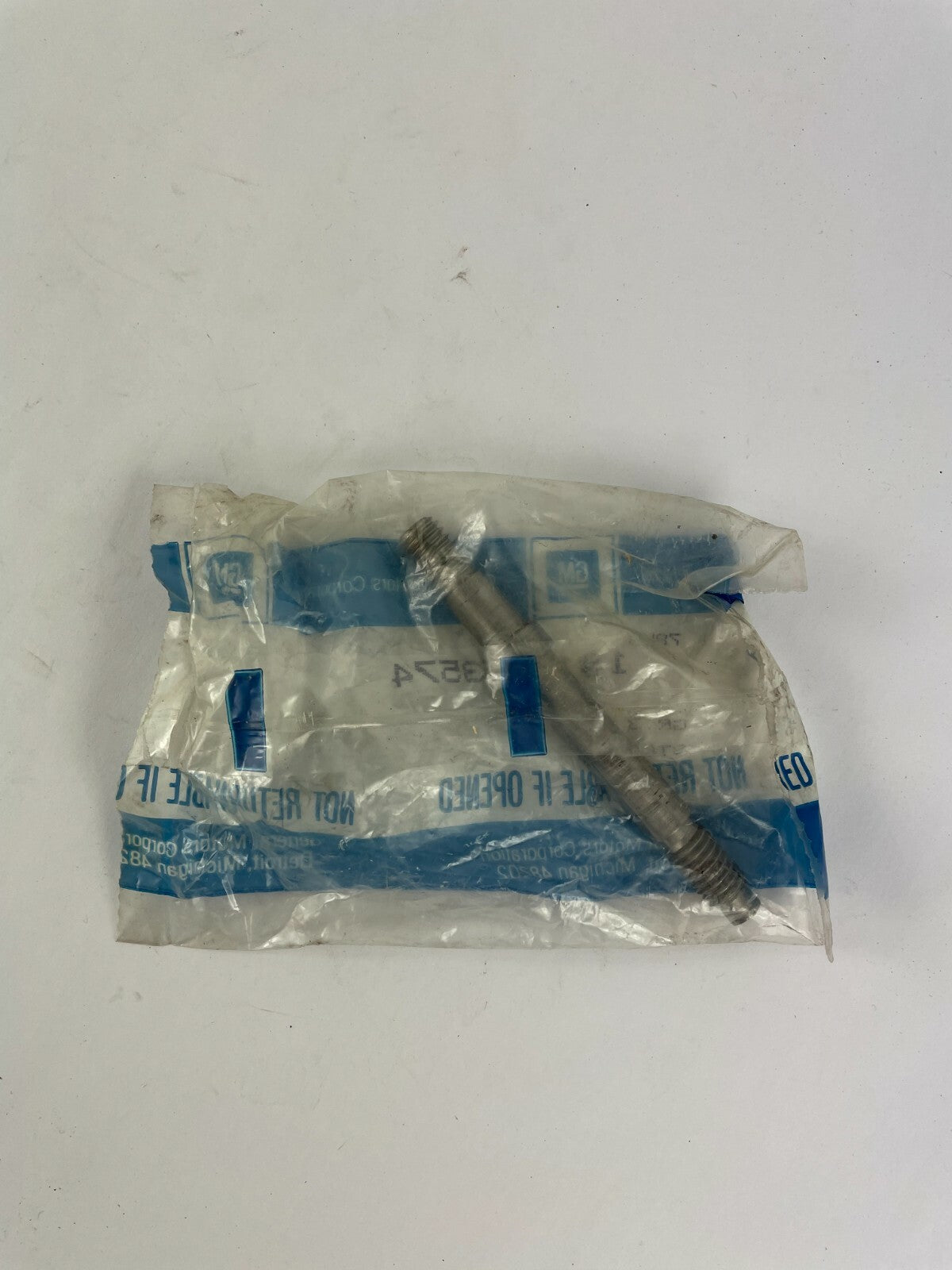 Genuine GM Automotive Part 78L9 14053574 Lot of 1 A2