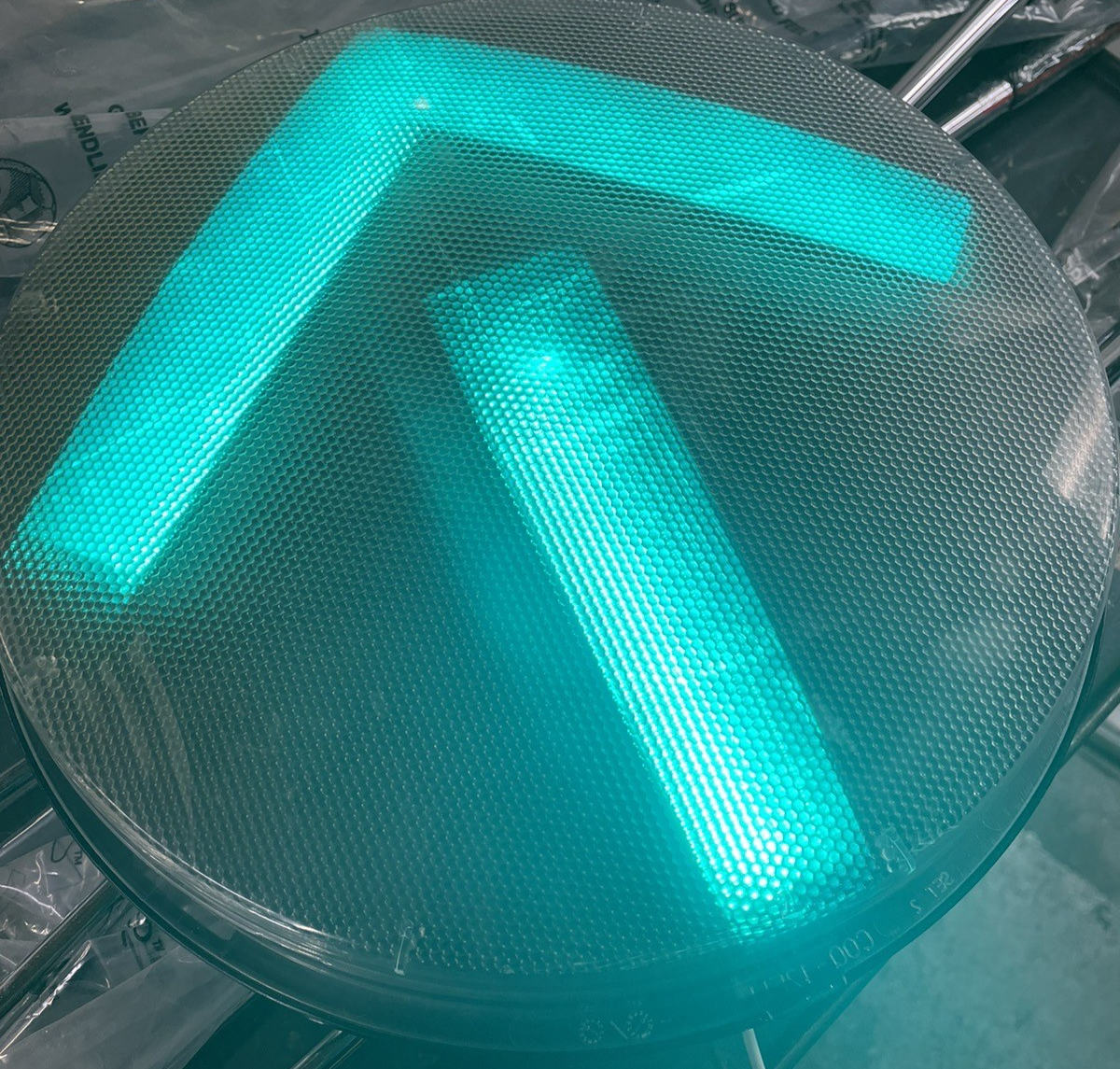 Clear General Electric GE 12” LED Green Arrow Traffic Signal Light With Gasket z