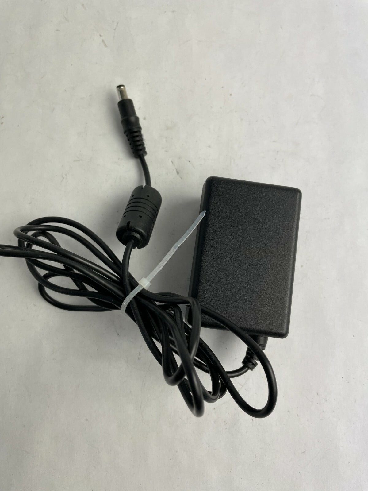 Genuine APD Ac Adapter WA-35A12 Output 12 V 3 A Power Supply Adapter A79