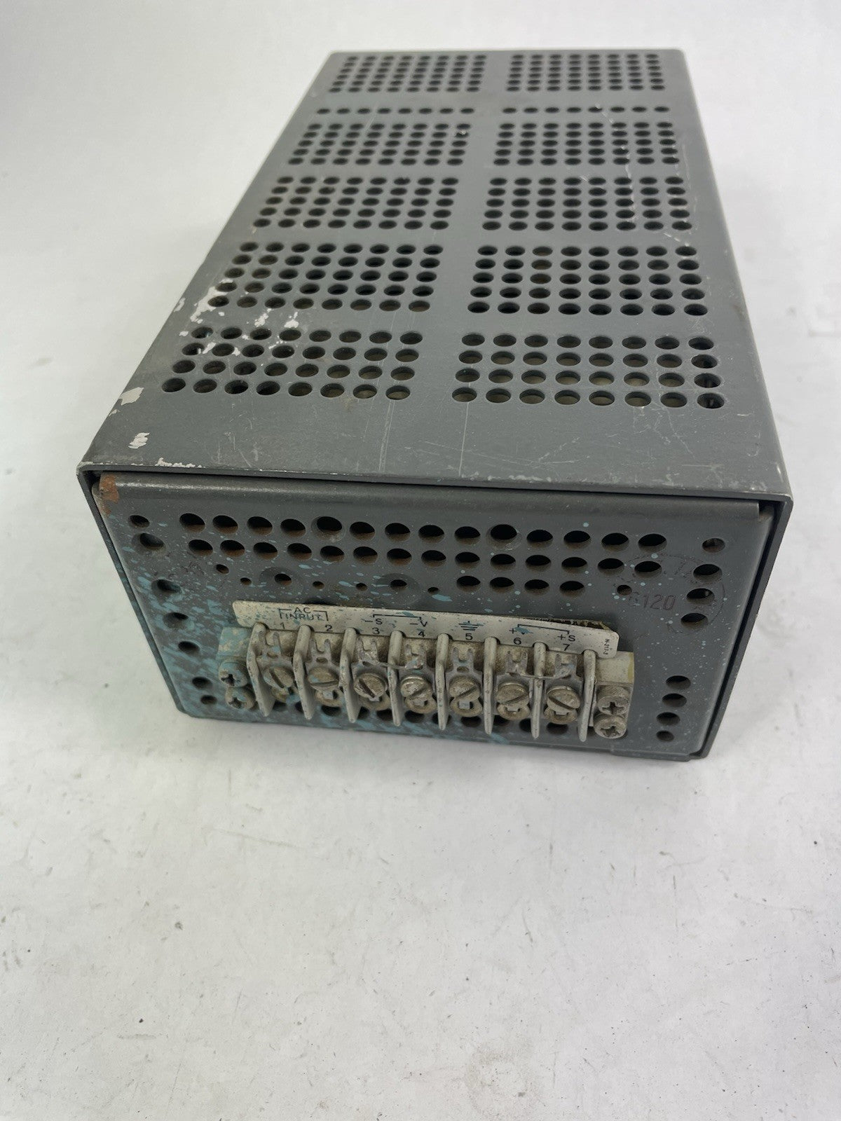 LAMBDA  LXS-C-5-OV-R  Regulated Power Supply Input 105-132V- 57-63 Hz