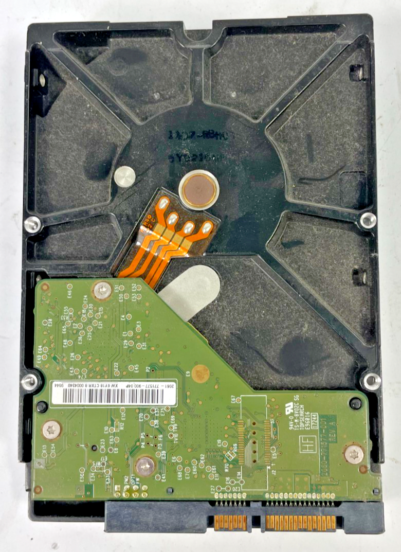 Western Digital WD Caviar SE16 – 640GB SATA 3.5" HDD (WD6400AAKS)