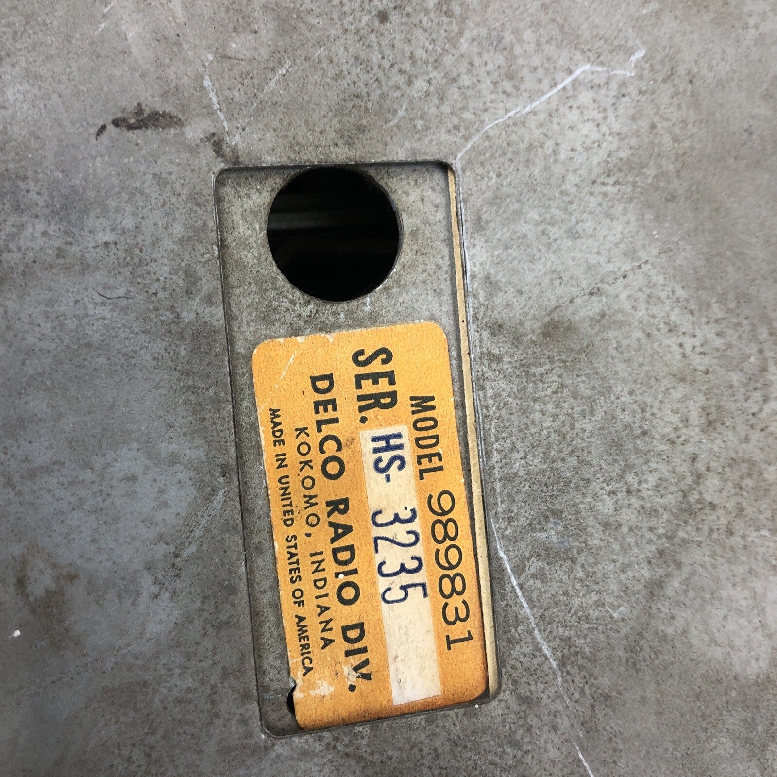 Vintage 1961 1962 PONTIAC GTO TEMPEST AM PUSH BUTTON RADIO- Free Shipping