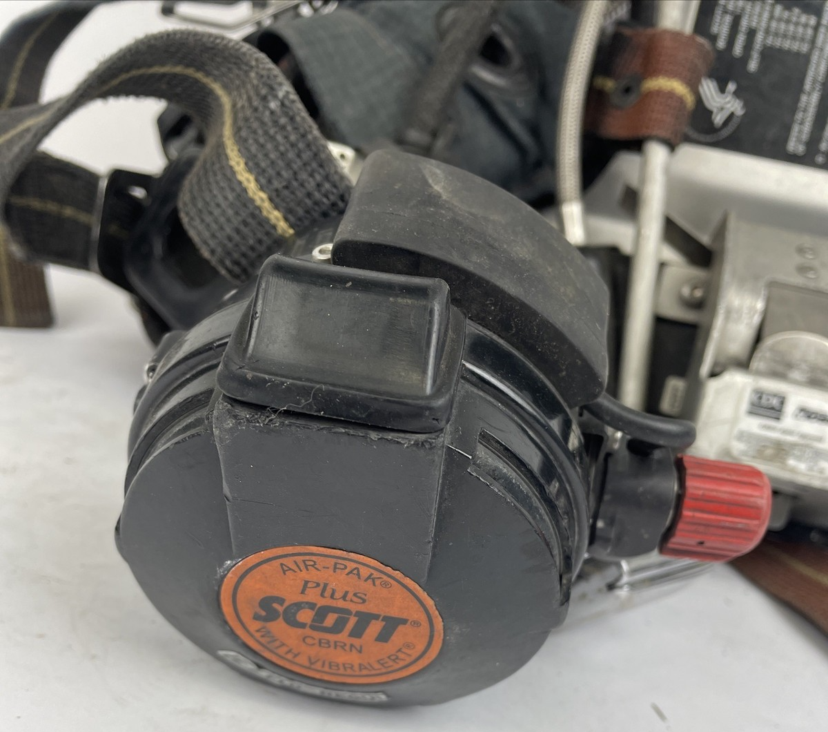 SCOTT SAFETY 4.5 4500 SCBA Air Pack Harness EZ-Flow Air Pak Plus with Sensor   d