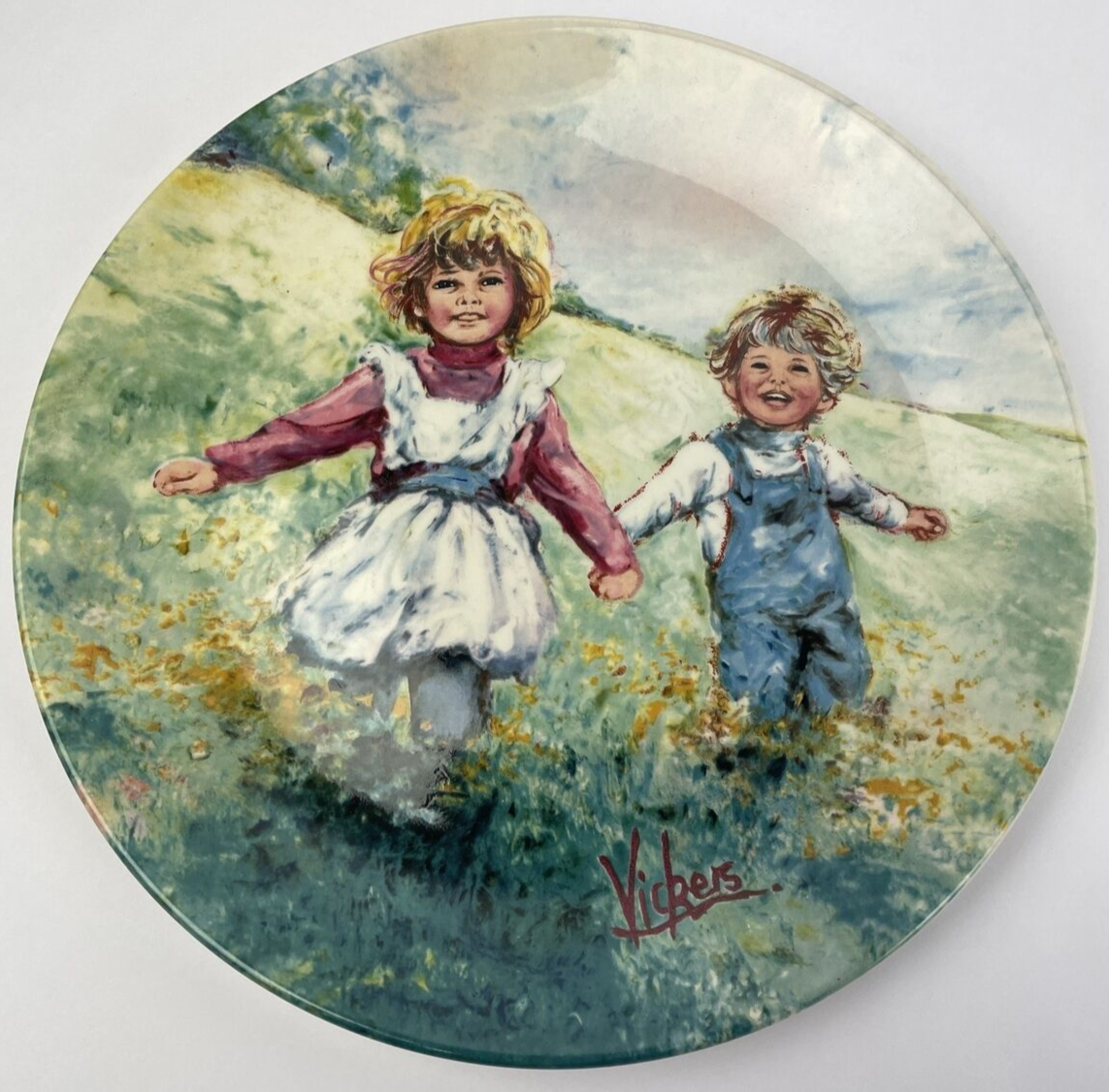 Wedgwood " Playtime " Collectors Plate by Artist Mary VIckers 1982 England
