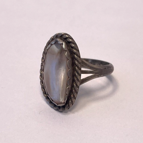 Vintage Navajo Native American Mother of Pearl 925 Sterling Silver Ring Size 14