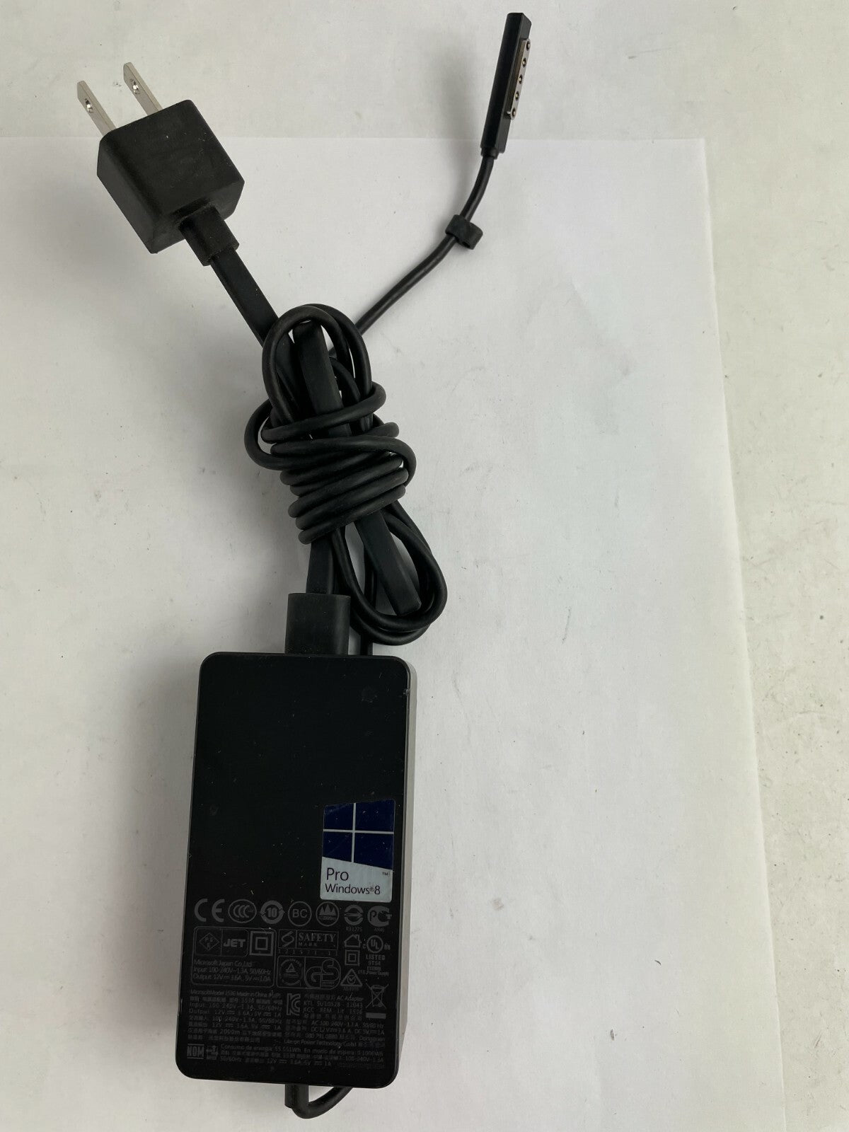 Genuine Microsoft 1536 Output 5V / 12 V 1 / 3.6 A  Power Supply Adapter A83