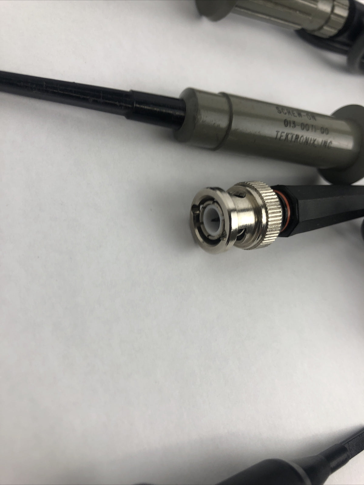 Tektronix 010-128 Probe 2883619 P600610X~ 7pf. 10MΩ BMC 3.5 c1 + ITT PAMONA Lot