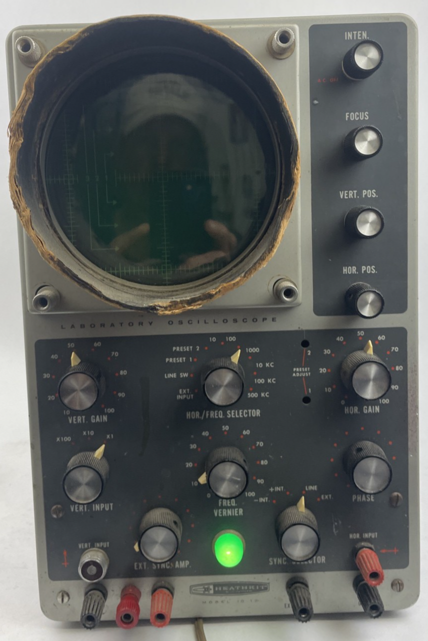 Vintage Heathkit Laboratory Oscilloscope Model 10-12 Vacuum Tube Powers On LOOK
