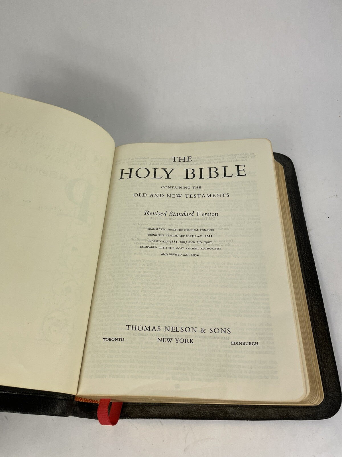 VTG 1952 HOLY BIBLE Revised Standard Edition Thomas Nelson And Sons softcover