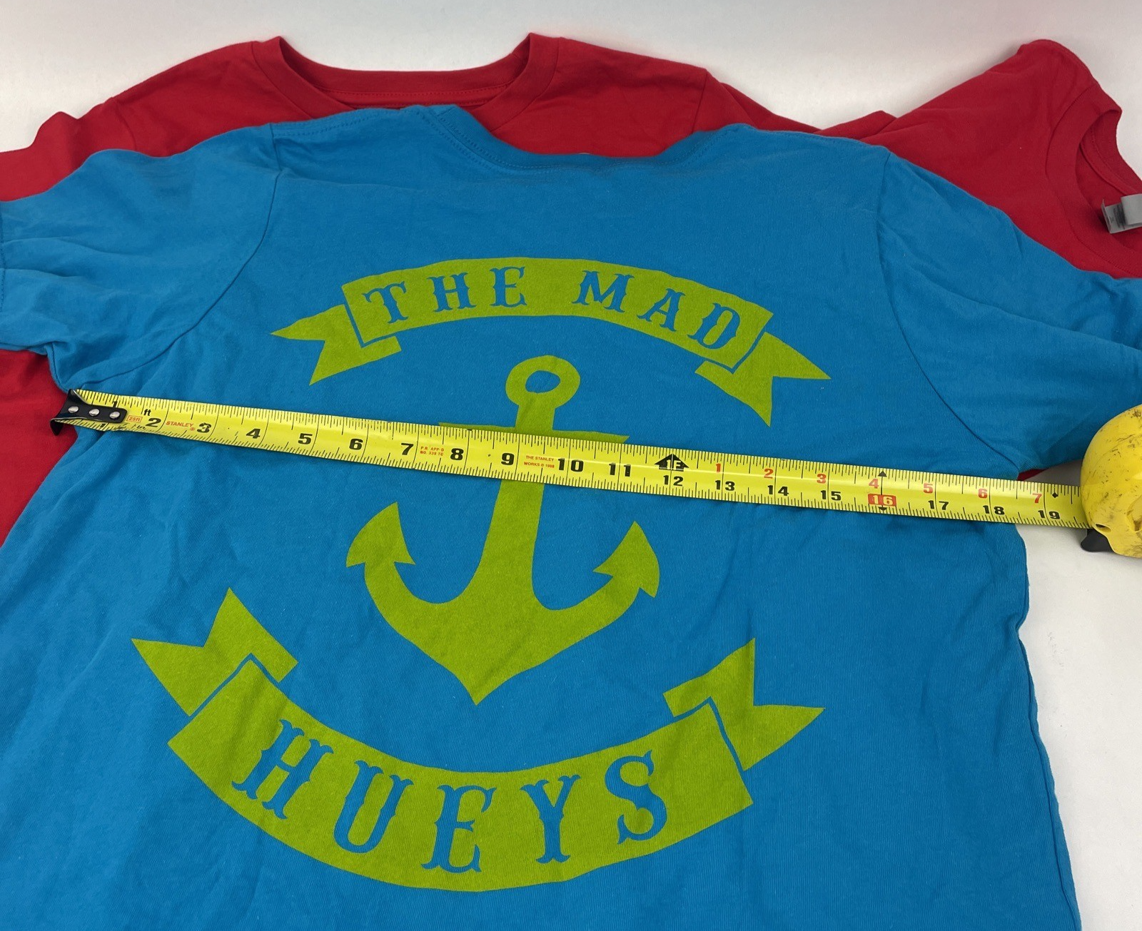 Lot of 3 x NEW Original THE MAD HUEYS Ocean Fishing T-Shirts 2 x Red 1 x Teal