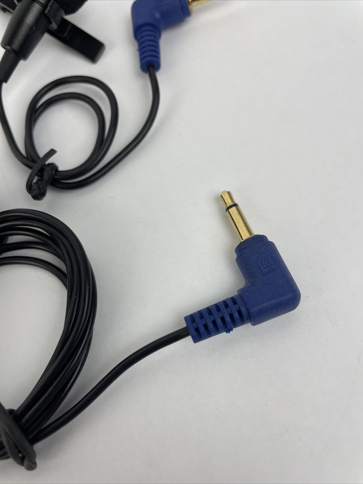 Lot 2 x Clip On Lavalier Lapel Microphone Hands Free Wired Condenser Mini Mic