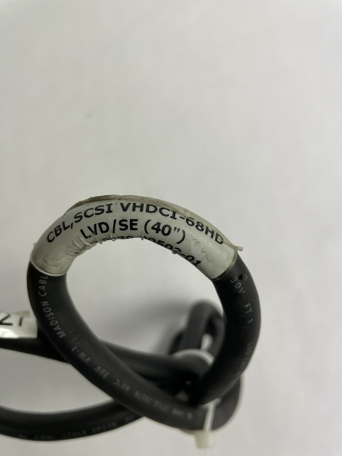 Avid 0070-00502-01 40in Cable with VHDCI-68HD SCSI Connectors for U160 SE Mode 
