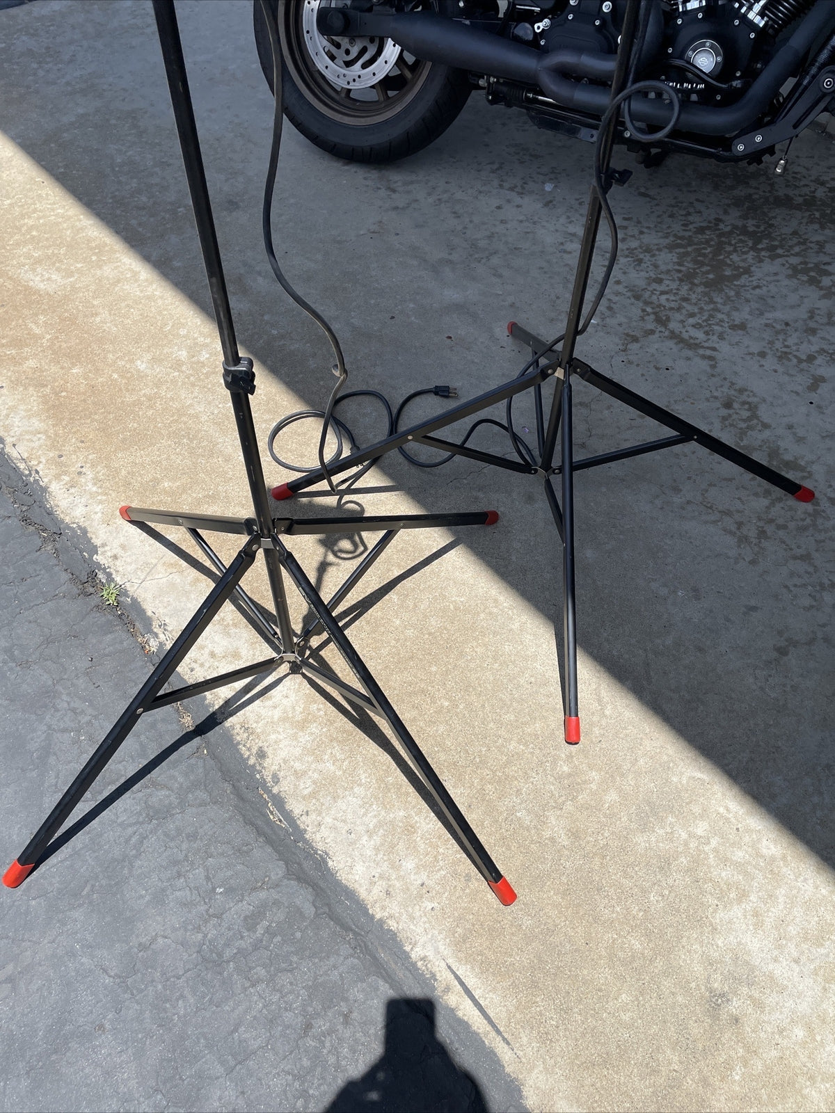 2 x SMITH VICTOR MODEL: S9 Lighting TRIPOD Professional Electronic Lighting Kit