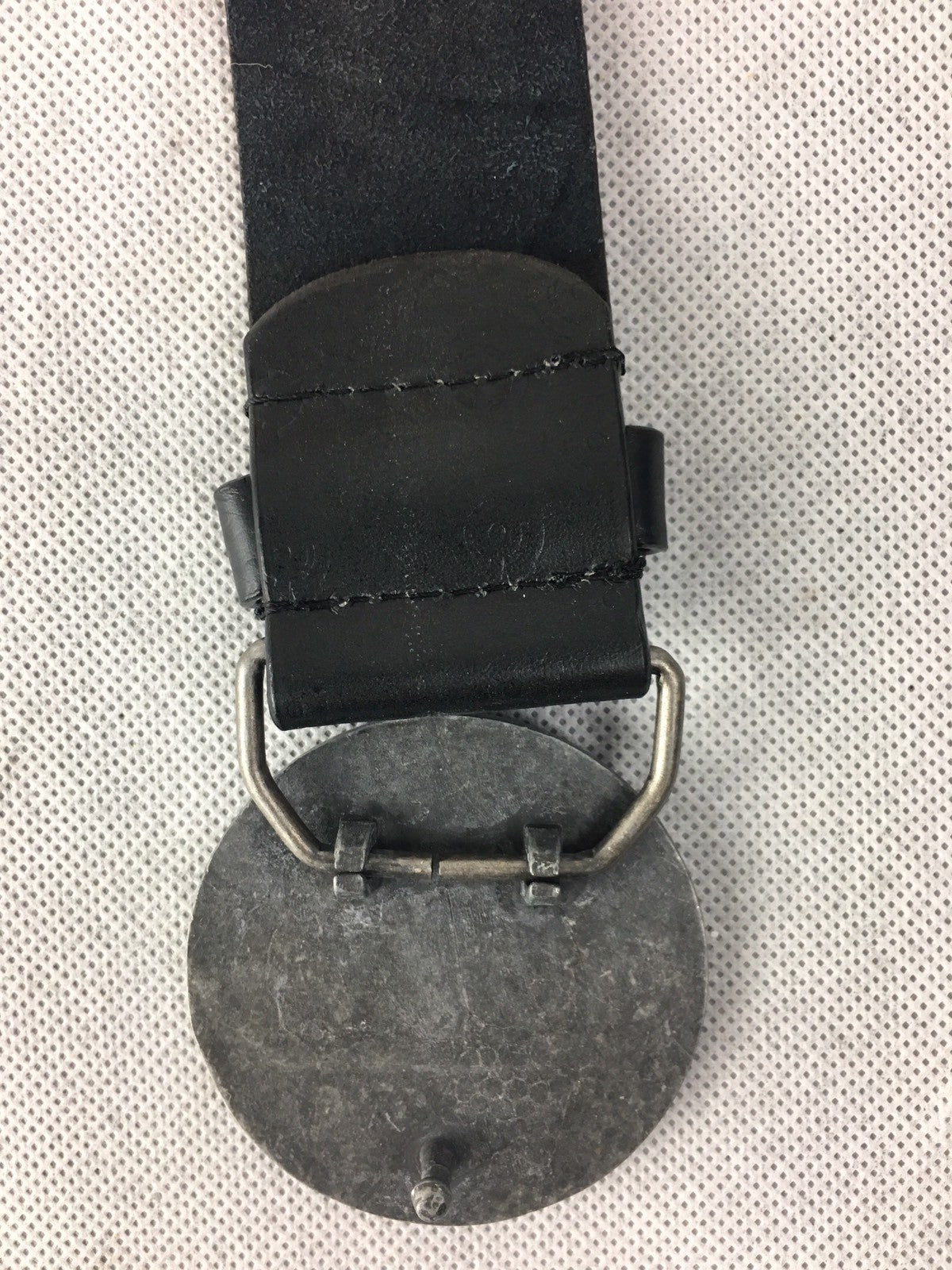 Stereo Skateboards black leather belt with Vintage Audio Record 45 logo buckle, size 36.