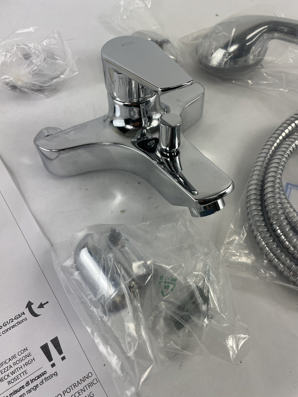 La Torre Latorre METRO 32019 Chrome Single lever bath mixer w fix wall bracket