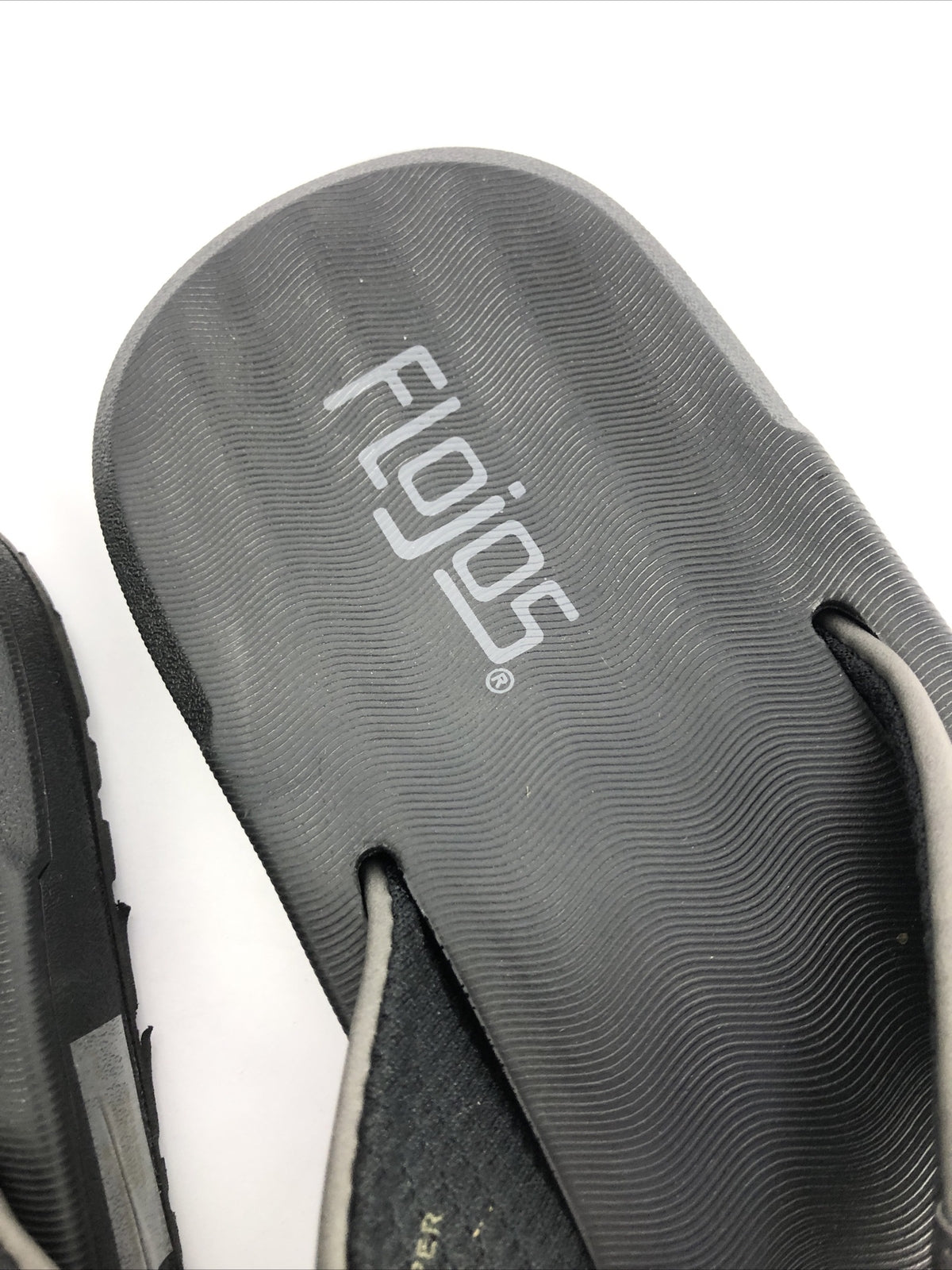 FLOJOS Mens Flip Flops Gray Black Memory Foam Size 12 Sandals Shoes
