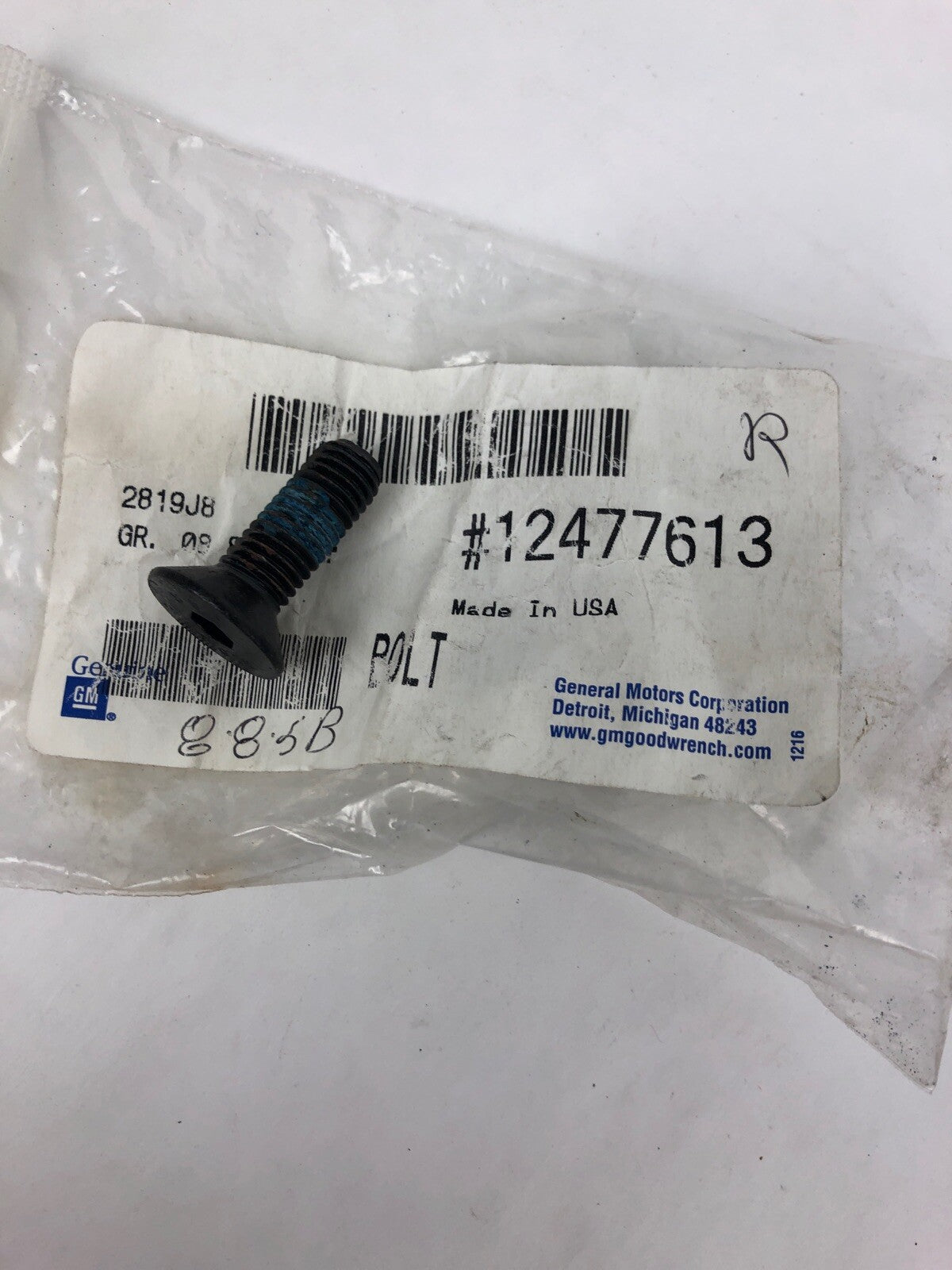 Genuine Chevrolet GM OEM 2000 Tahoe Front Bumper-Guard Bolt 12477613 FSTSHP