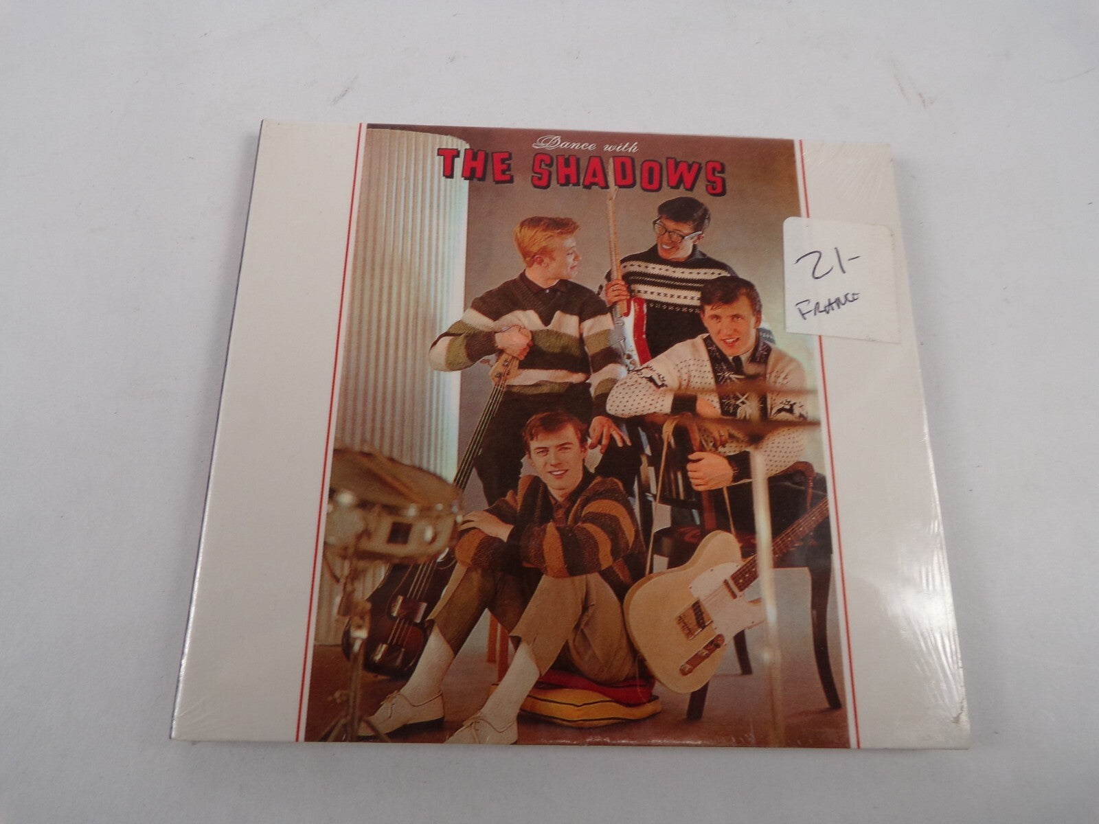 Dance witn the shadows shadoogie blue star my resistance is low  CD#13