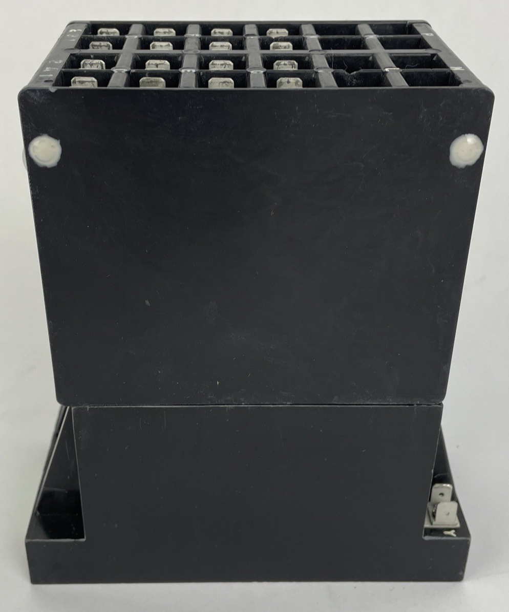 OEM Vapor Rail Corporation Critical Circuit Green Flag De-Energized Relay 36DC