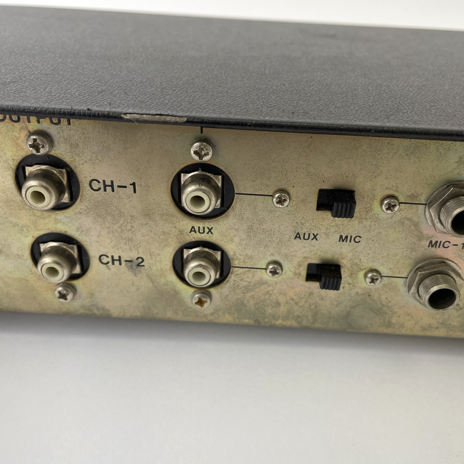 Vintage Realistic Professional Series 33-1057 Stereo Microphone Mixer 2 Channel