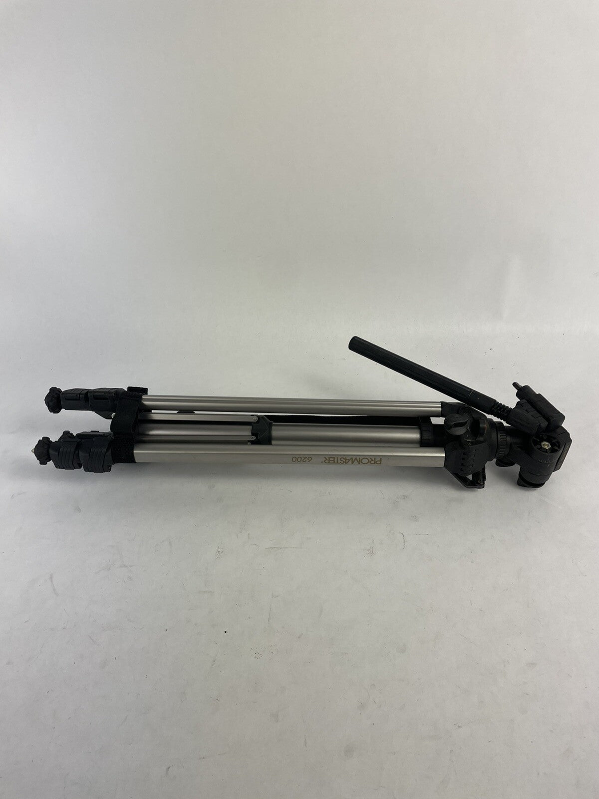 Promaster 6200 Photo/Video Tripod (PR03264) *Pre-Owned* Free Shipping