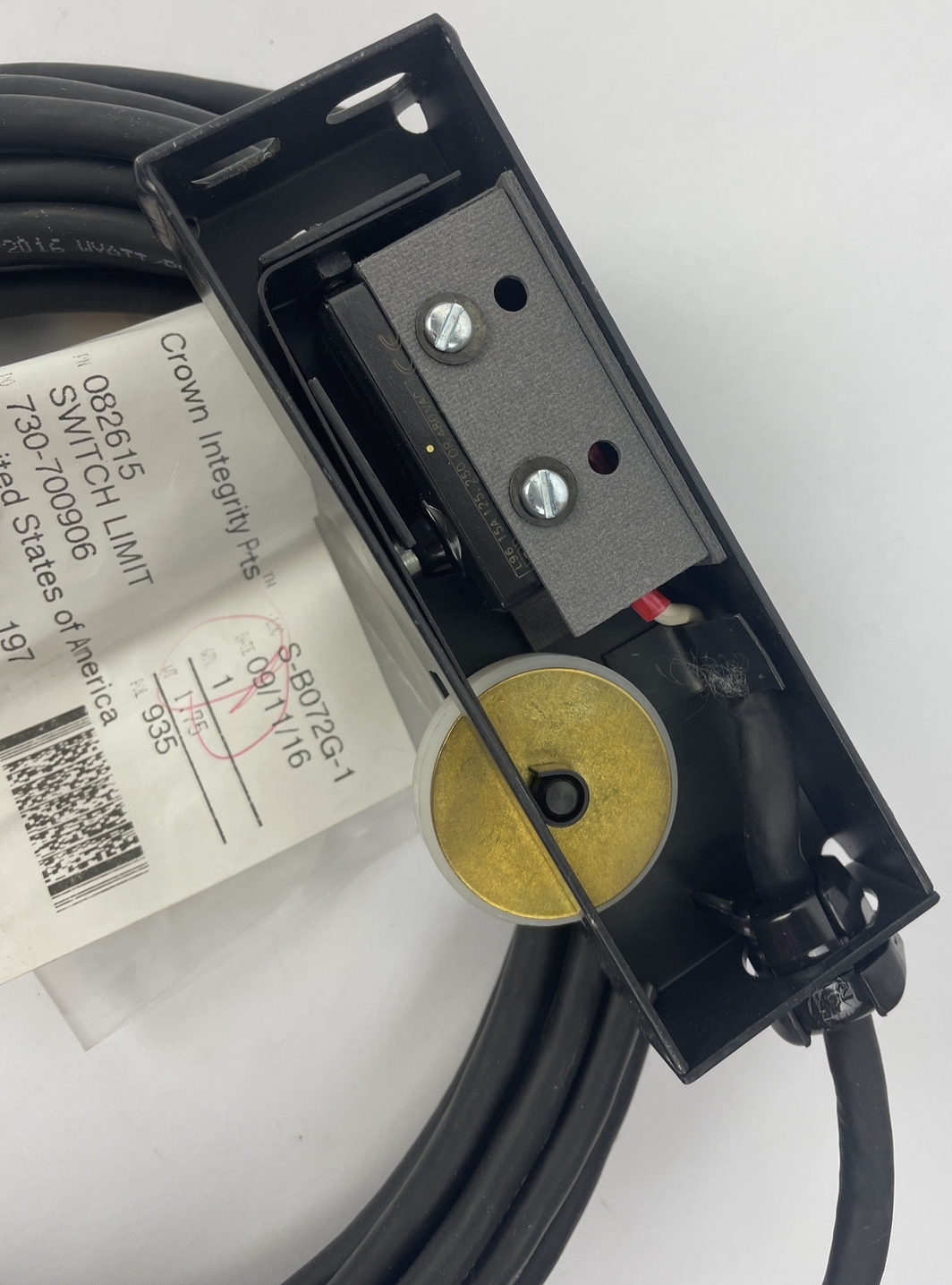 OEM Crown Integrity Parts Systems P/N - 082615 Forklift Limit Switch Limit