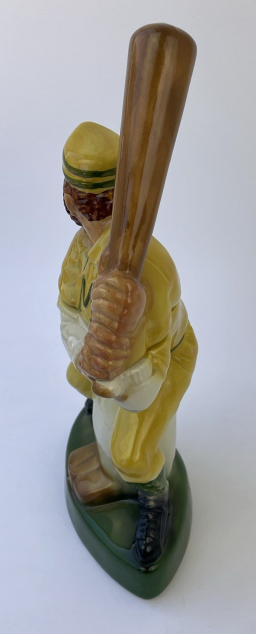Ezra Brooks 1973 Heritage China Baseball Player Decanter Kentucky Bourbon  #185